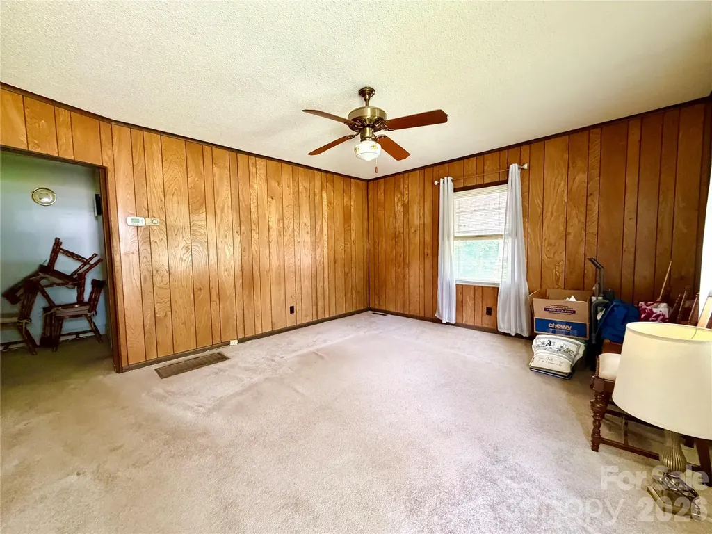 5057 Erickson Road Charlotte NC 28208