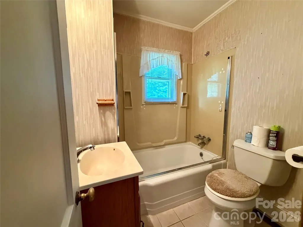 5057 Erickson Road Charlotte NC 28208