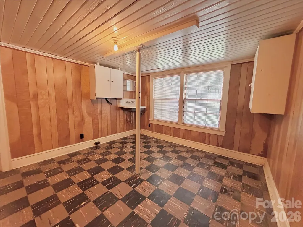 5057 Erickson Road Charlotte NC 28208