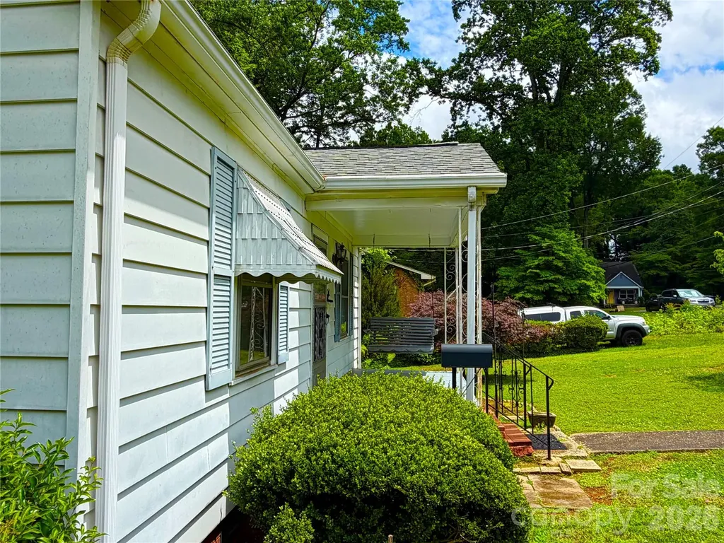 5057 Erickson Road Charlotte NC 28208