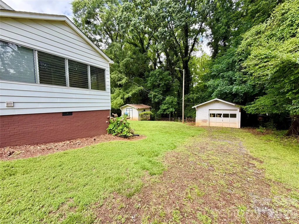 5057 Erickson Road Charlotte NC 28208