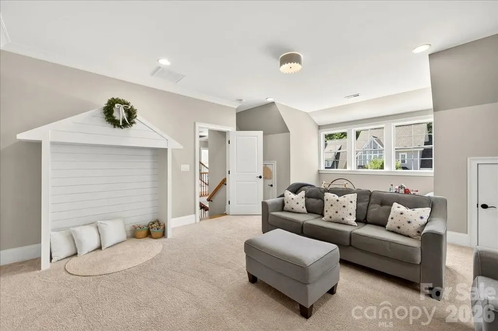 2619 Mary Butler Way Charlotte NC 28226