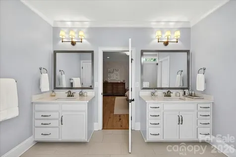 2619 Mary Butler Way Charlotte NC 28226
