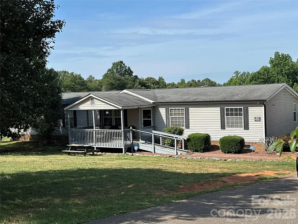 2567 Peeler Road Vale NC 28168