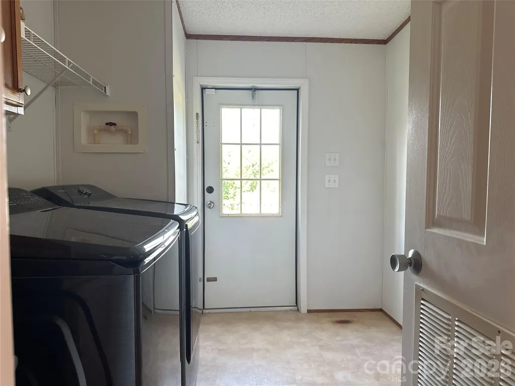 2567 Peeler Road Vale NC 28168