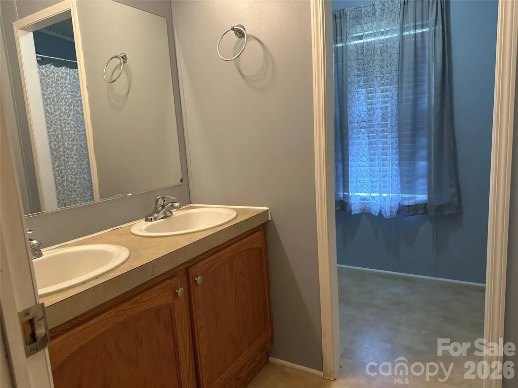 2567 Peeler Road Vale NC 28168