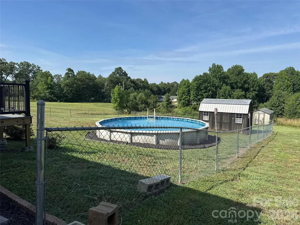 2567 Peeler Road Vale NC 28168