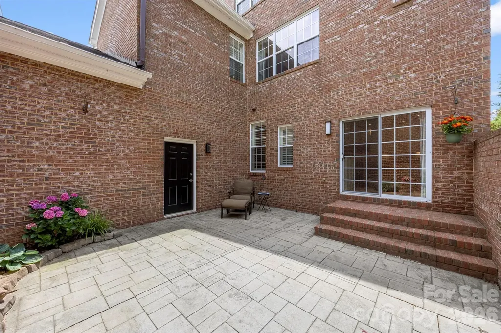 9415 Bonnie Briar Circle Charlotte NC 28277