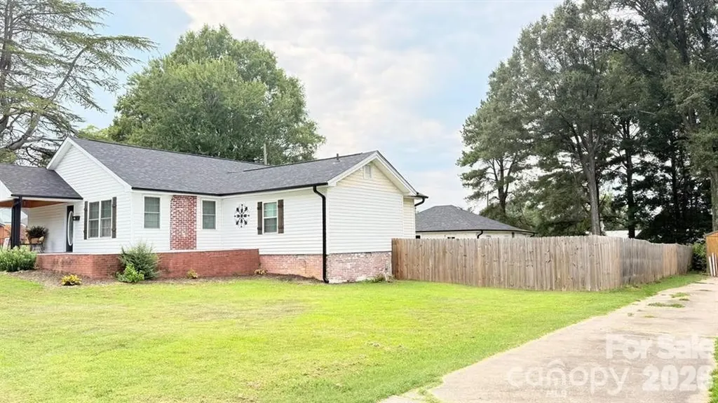 210 W Church Street Cherryville NC 28021