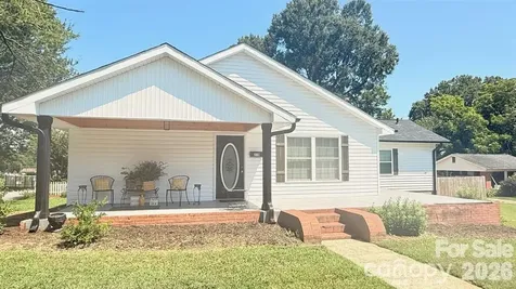 210 W Church Street Cherryville NC 28021