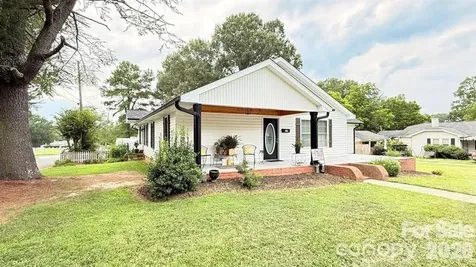 210 W Church Street Cherryville NC 28021