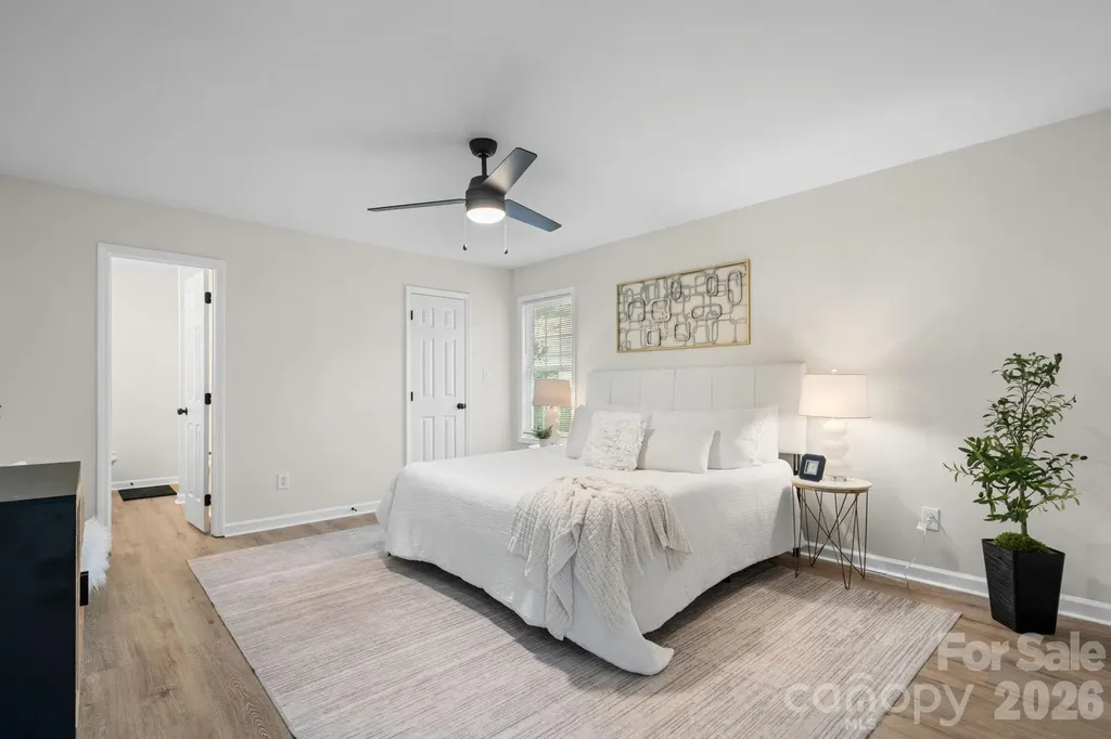 208 S B Avenue Maiden NC 28650