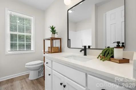 208 S B Avenue Maiden NC 28650