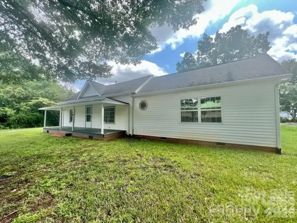 251 Trade Street S Matthews NC 28105