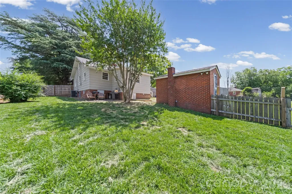1501 Highland Avenue Albemarle NC 28001