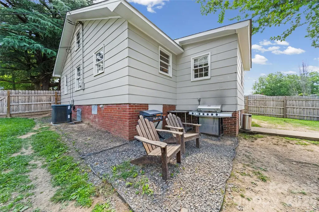 1501 Highland Avenue Albemarle NC 28001