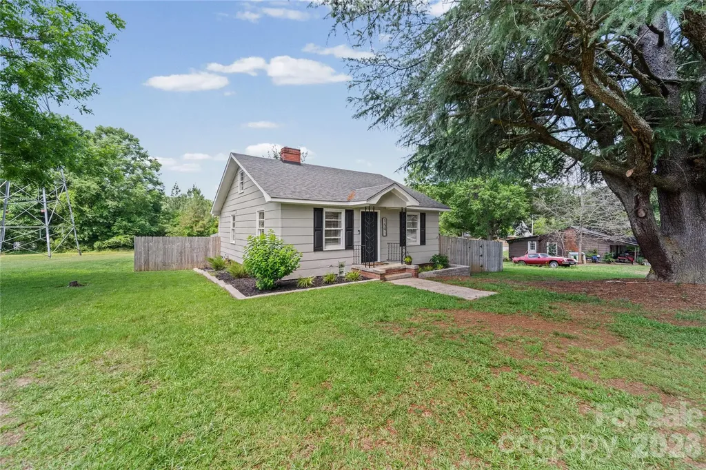 1501 Highland Avenue Albemarle NC 28001
