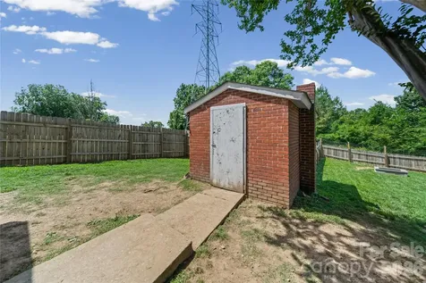 1501 Highland Avenue Albemarle NC 28001