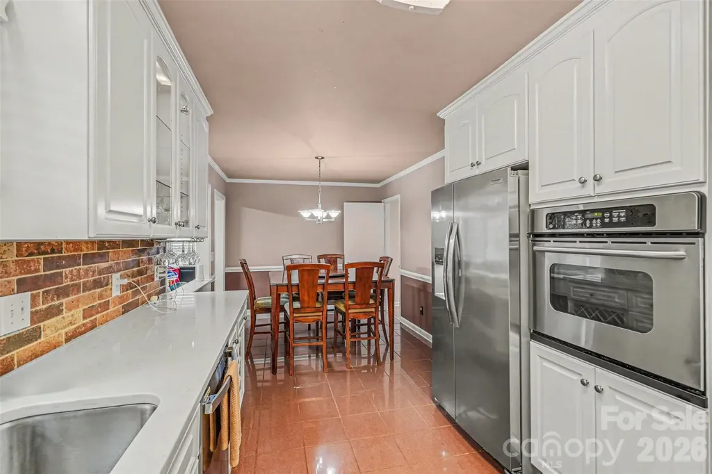 7944 Pawtuckett Road Charlotte NC 28214