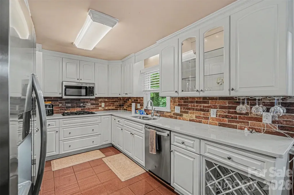 7944 Pawtuckett Road Charlotte NC 28214