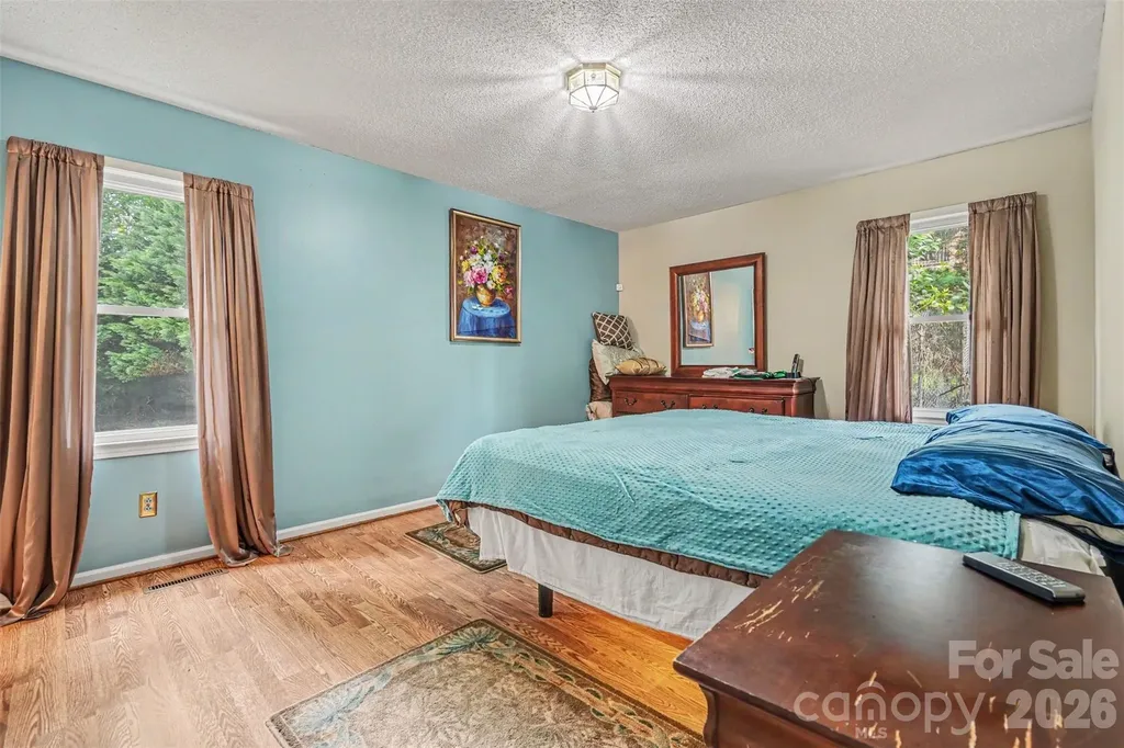7944 Pawtuckett Road Charlotte NC 28214