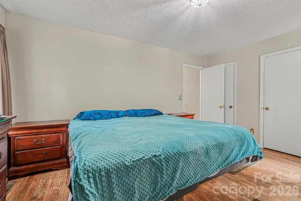 7944 Pawtuckett Road Charlotte NC 28214