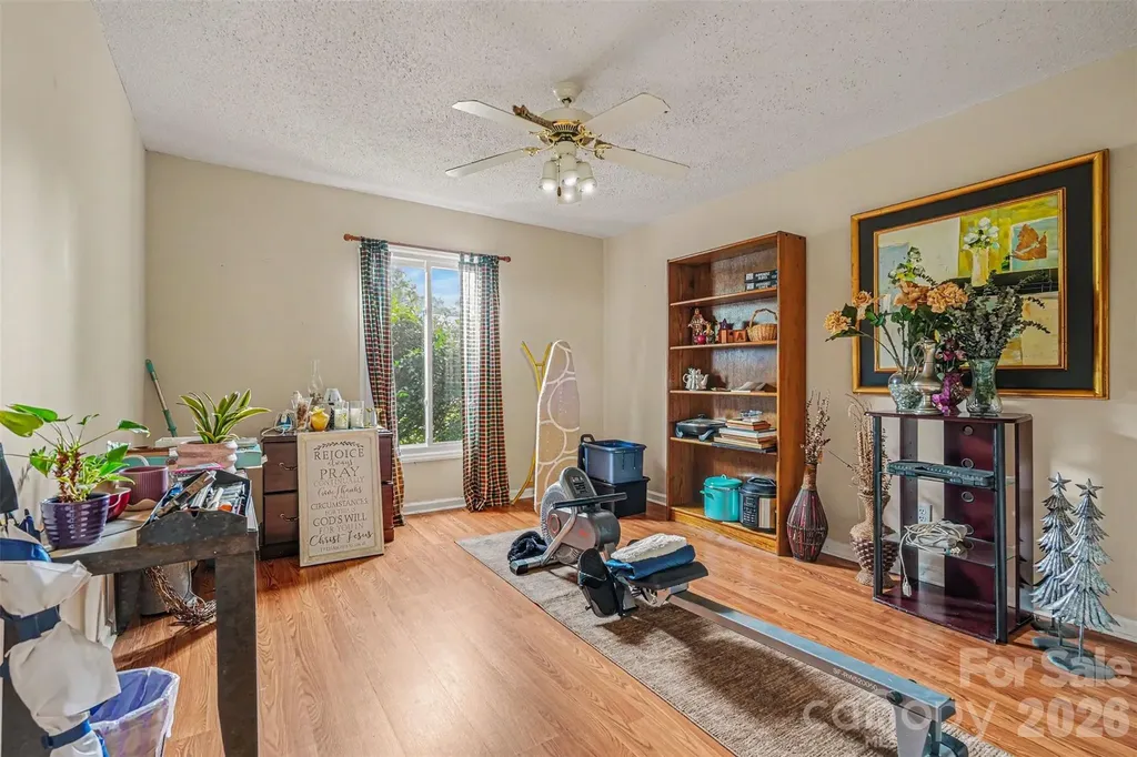 7944 Pawtuckett Road Charlotte NC 28214