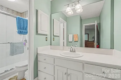 7944 Pawtuckett Road Charlotte NC 28214