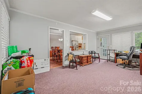 7944 Pawtuckett Road Charlotte NC 28214