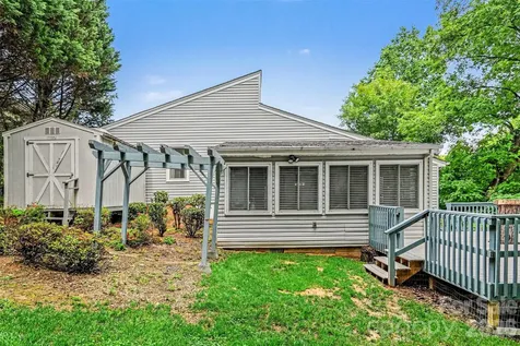7944 Pawtuckett Road Charlotte NC 28214