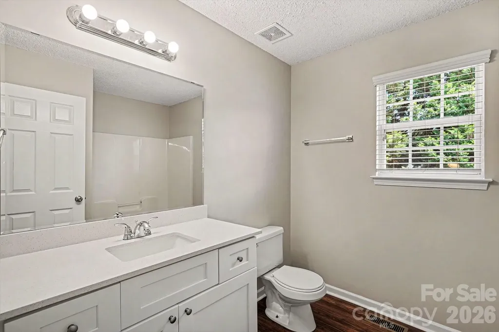 5615 Waverly Lynn Lane Charlotte NC 28269