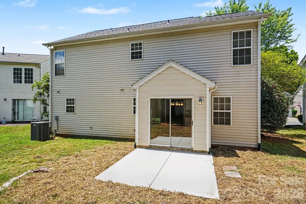 5615 Waverly Lynn Lane Charlotte NC 28269