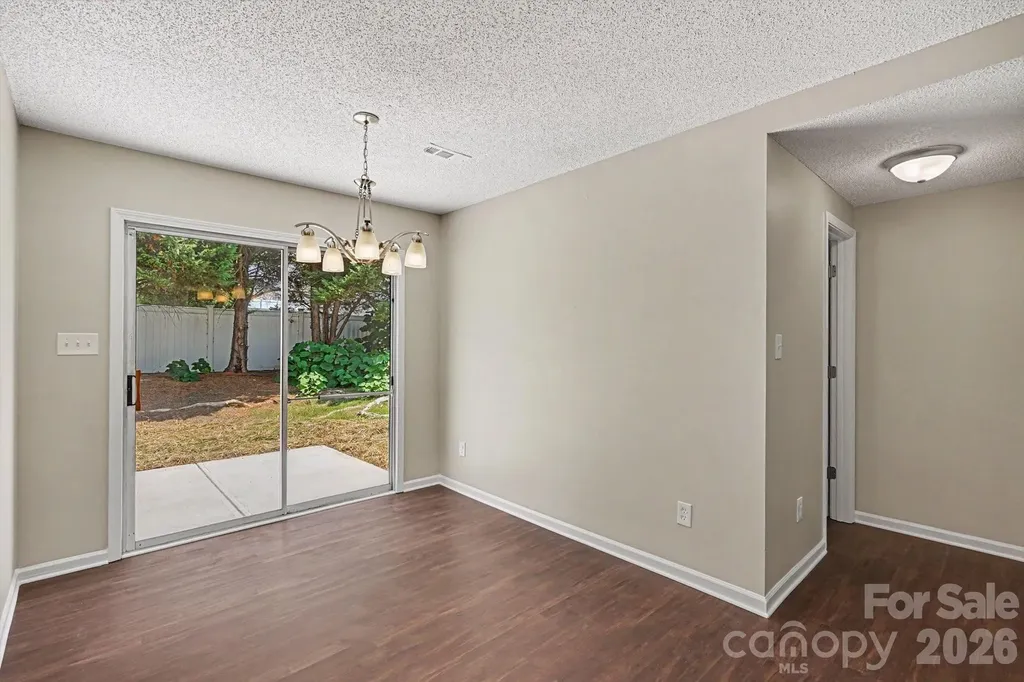 5615 Waverly Lynn Lane Charlotte NC 28269