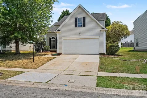 5615 Waverly Lynn Lane Charlotte NC 28269