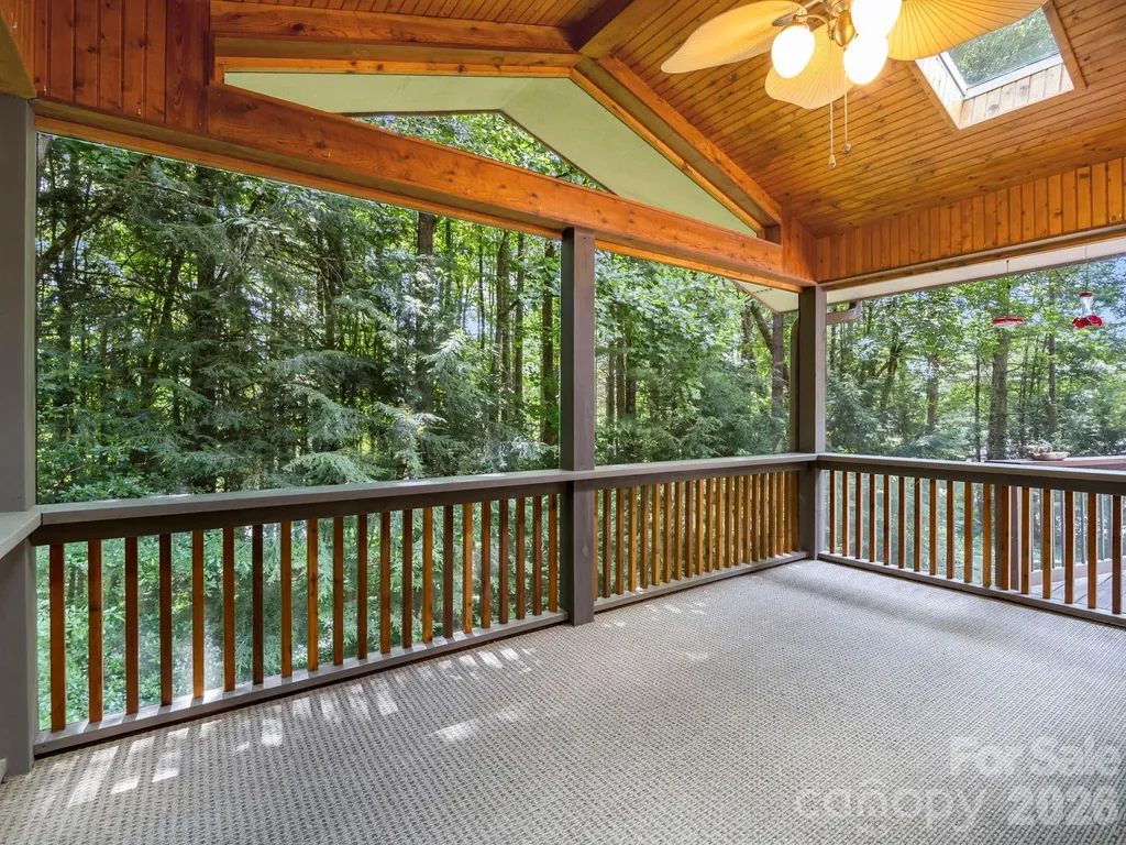 115 Woodhaven Drive Hendersonville NC 28739