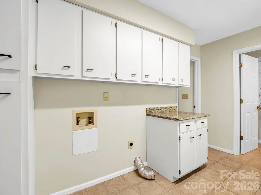 115 Woodhaven Drive Hendersonville NC 28739