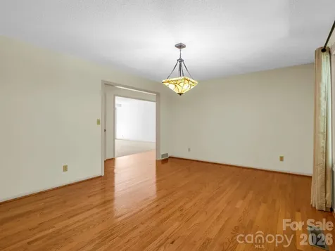 115 Woodhaven Drive Hendersonville NC 28739