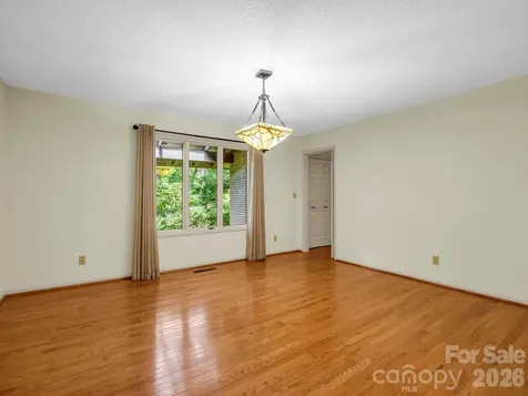 115 Woodhaven Drive Hendersonville NC 28739