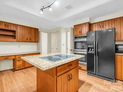115 Woodhaven Drive Hendersonville NC 28739