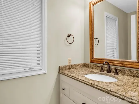 115 Woodhaven Drive Hendersonville NC 28739
