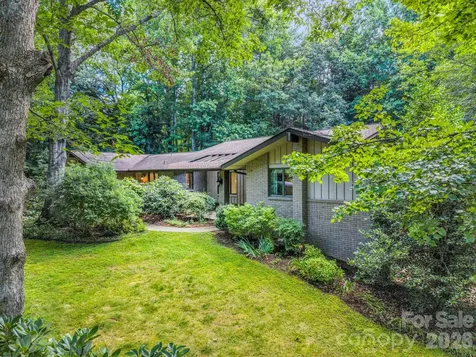 115 Woodhaven Drive Hendersonville NC 28739