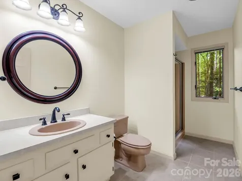 115 Woodhaven Drive Hendersonville NC 28739