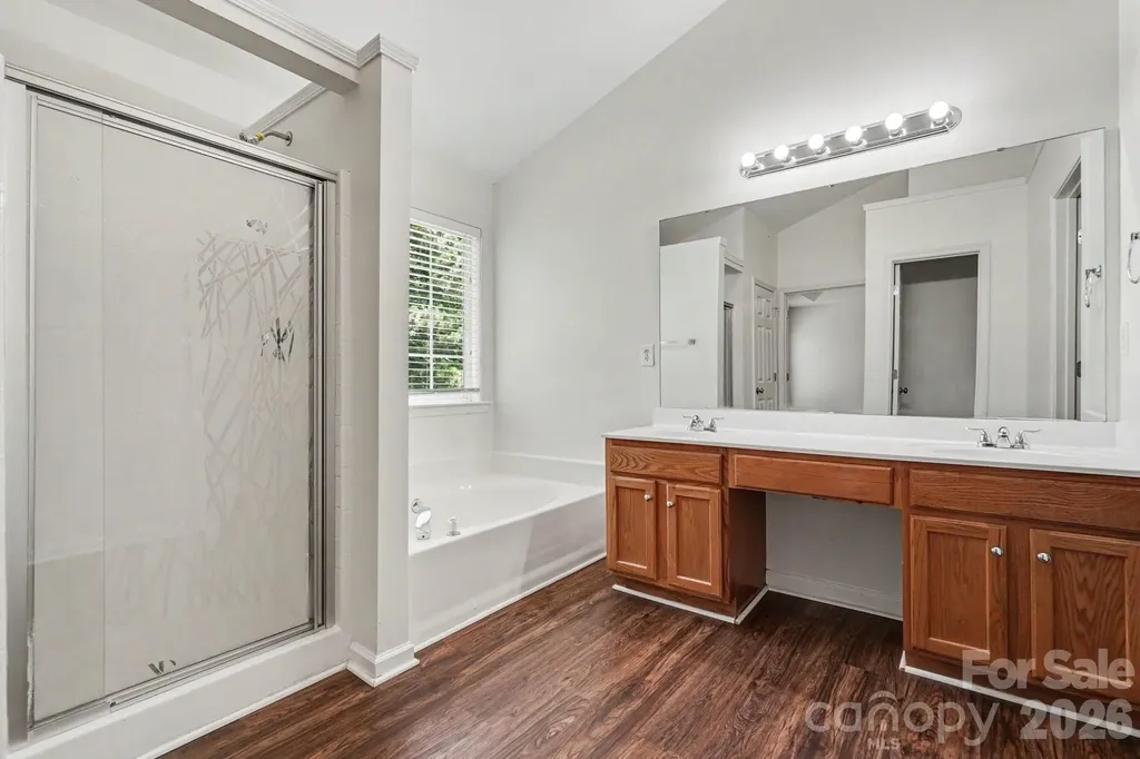 11310 Glenstone Court Charlotte NC 28269