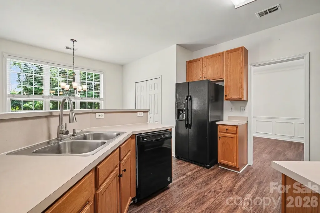 11310 Glenstone Court Charlotte NC 28269