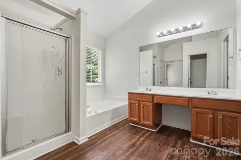11310 Glenstone Court Charlotte NC 28269