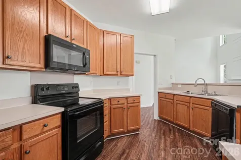11310 Glenstone Court Charlotte NC 28269
