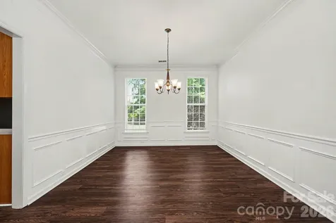 11310 Glenstone Court Charlotte NC 28269
