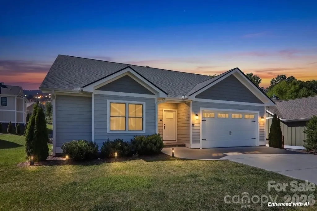 119 Olde Oak Way Hendersonville NC 28792