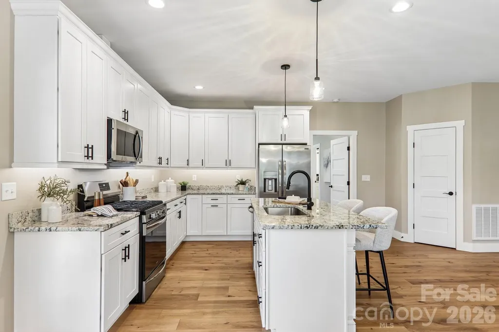119 Olde Oak Way Hendersonville NC 28792