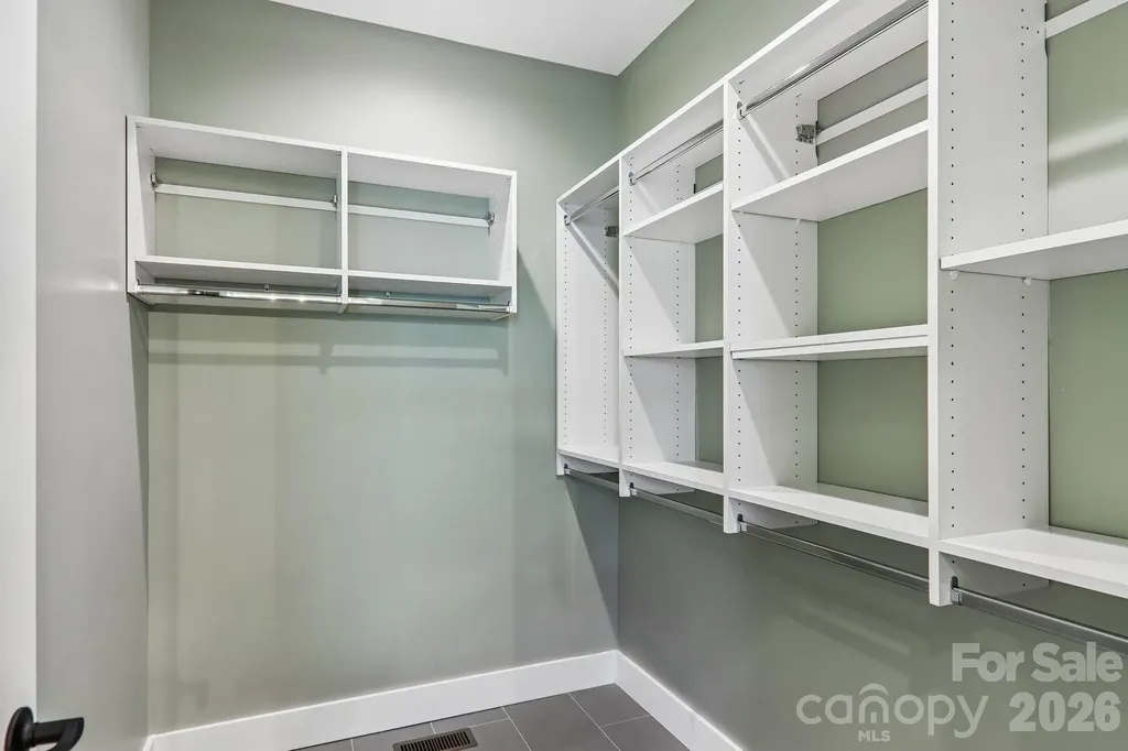 119 Olde Oak Way Hendersonville NC 28792